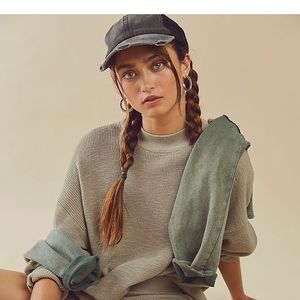 Free people baseball hat 💓